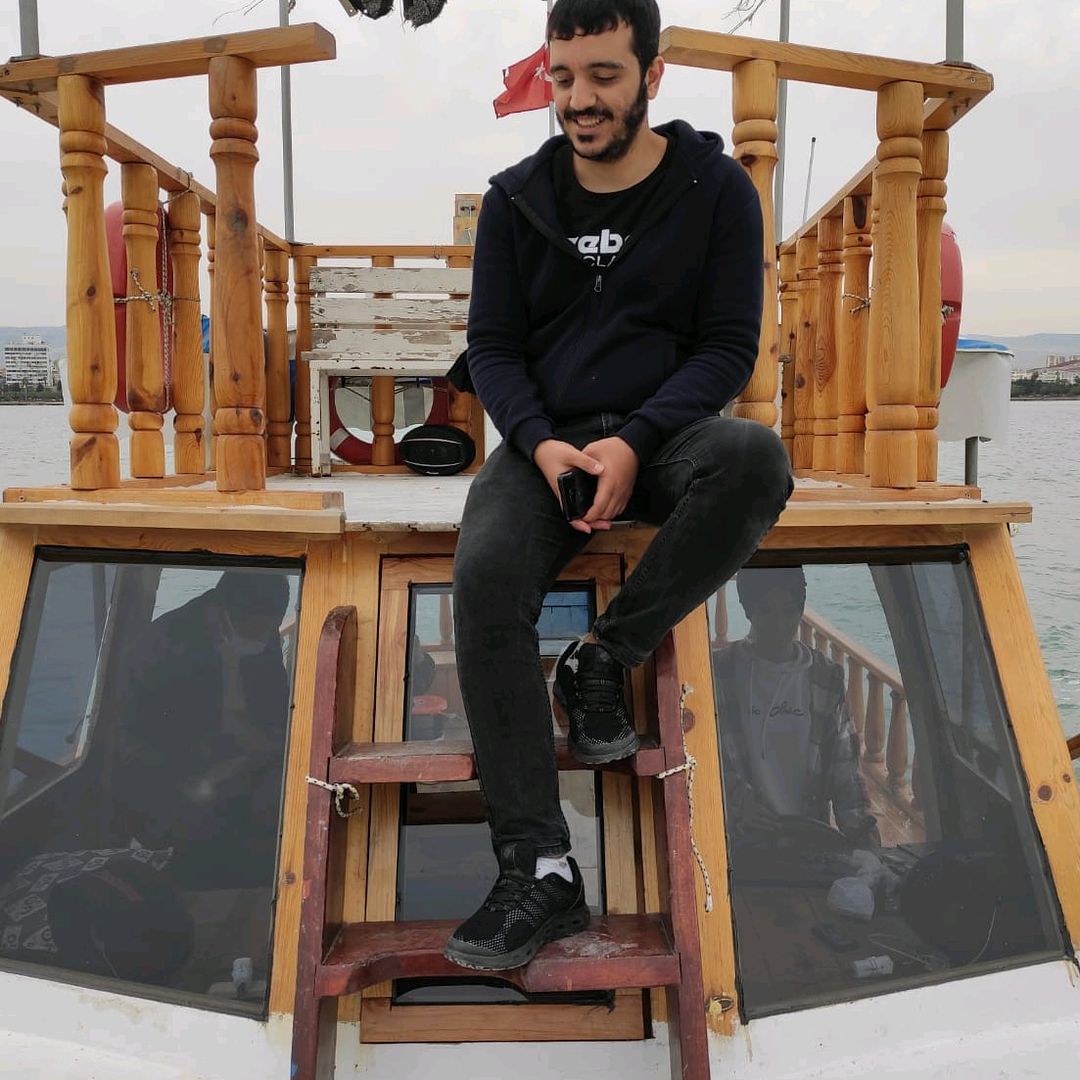 Umut Oz