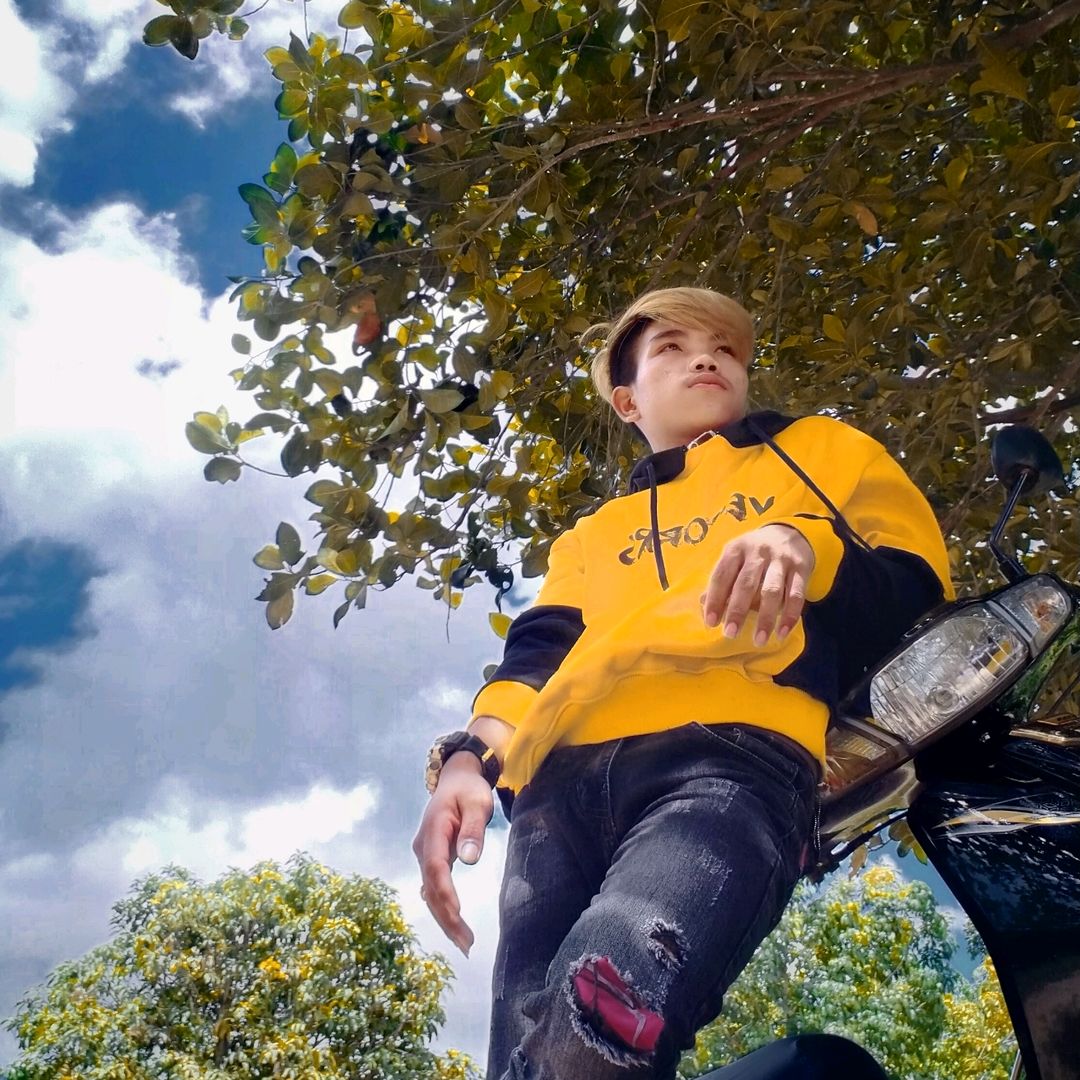 🐲Vīī _Pam🕋🍂