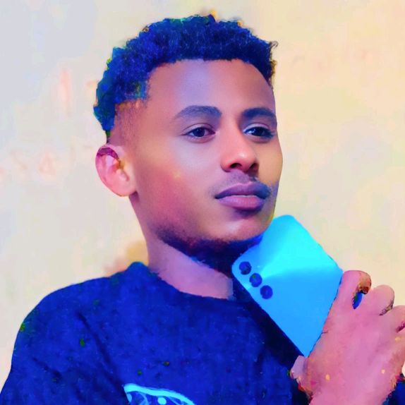 አዳ ነኝ ሳቂታዉ        '''''ብቸኛዉ😘