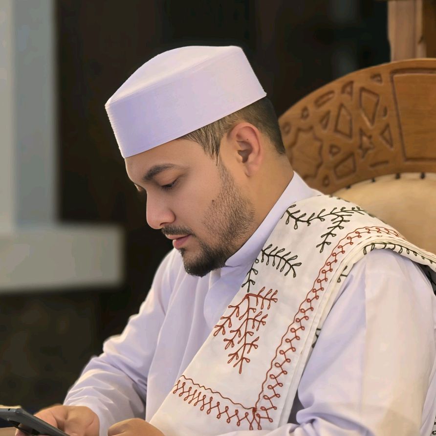 Ustadz Ahmad Khan