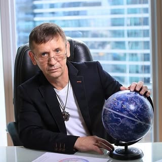 Вениамин Никора. Астролог