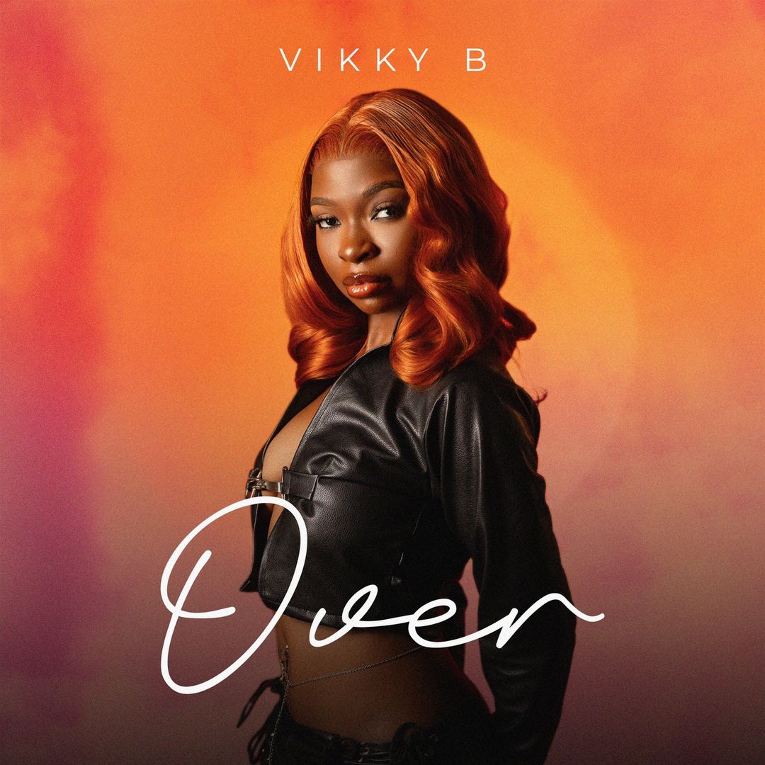 Vikky b