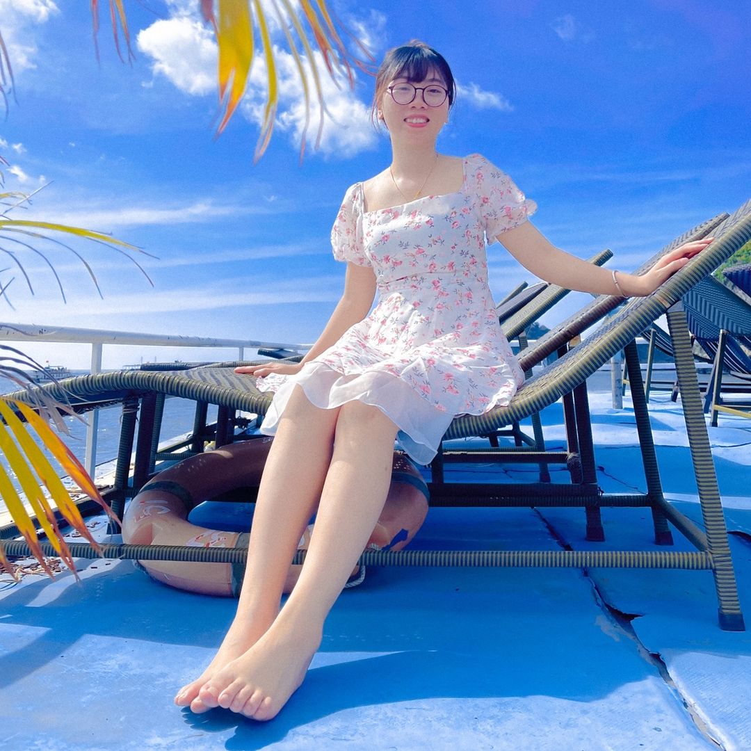 Nguyễn Thị Vinh( Sena Sneaker)