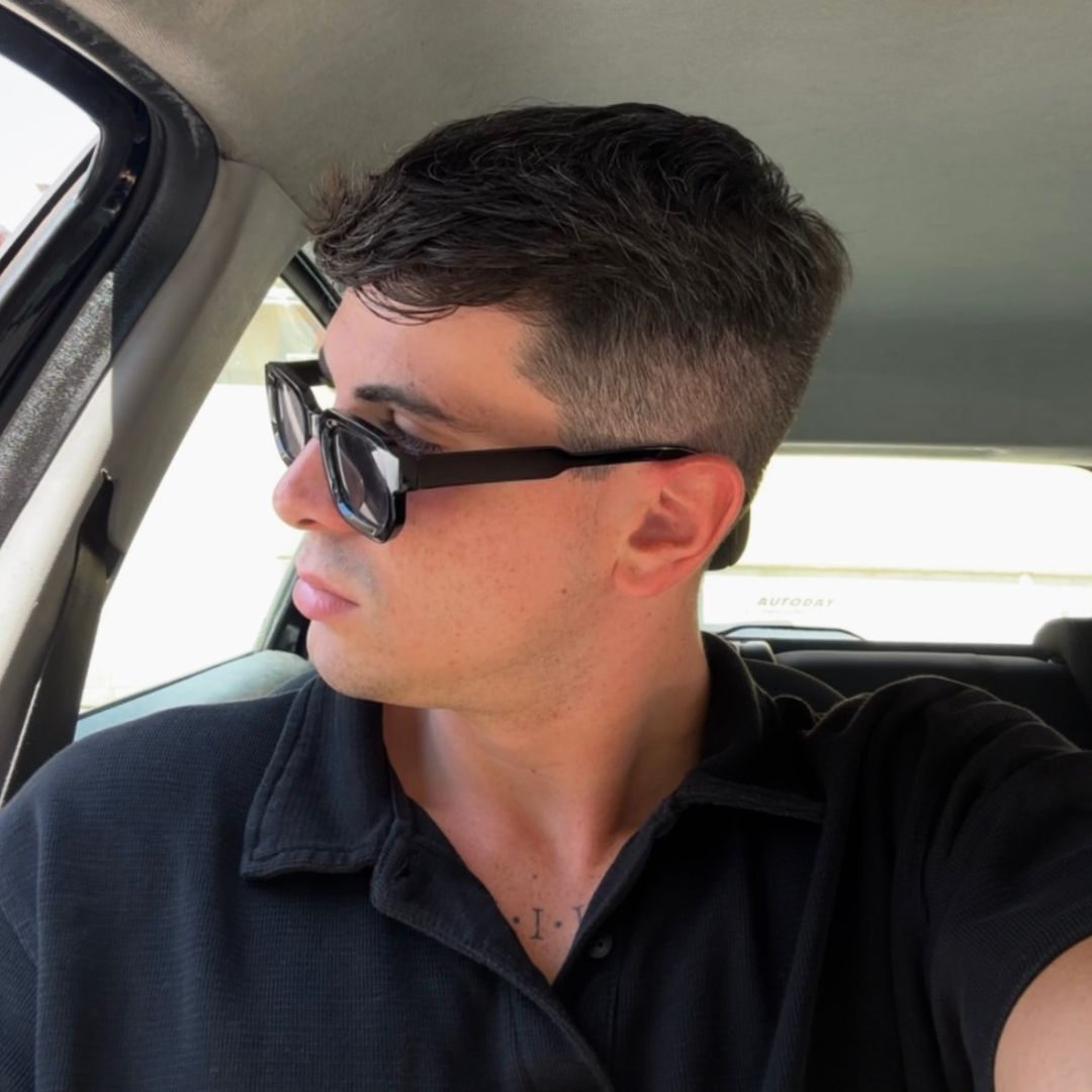 𝐖𝐚𝐥𝐭𝐞𝐫