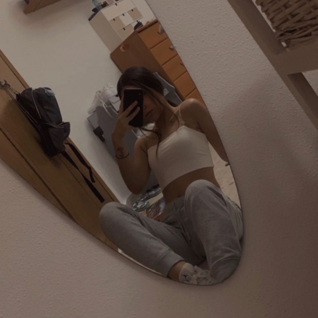🤍🫅🏽💫