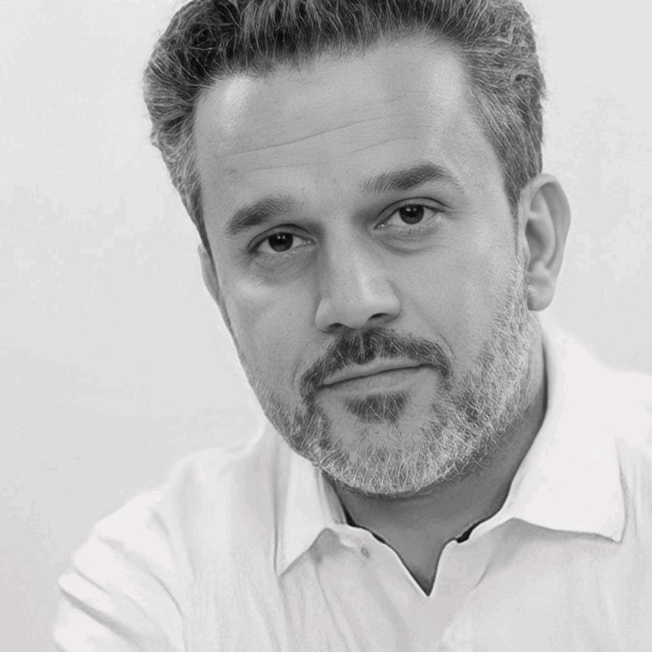 حسيٌنٰ ll📚