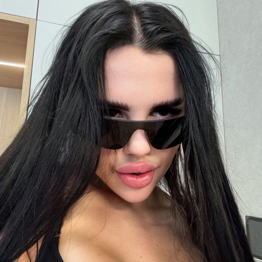 xxxmarika