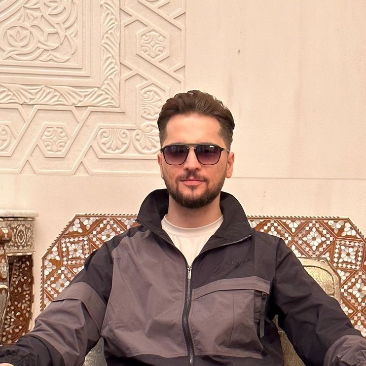 يمان نجار