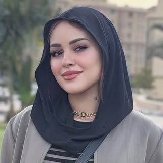 Yara👷‍♀️💄