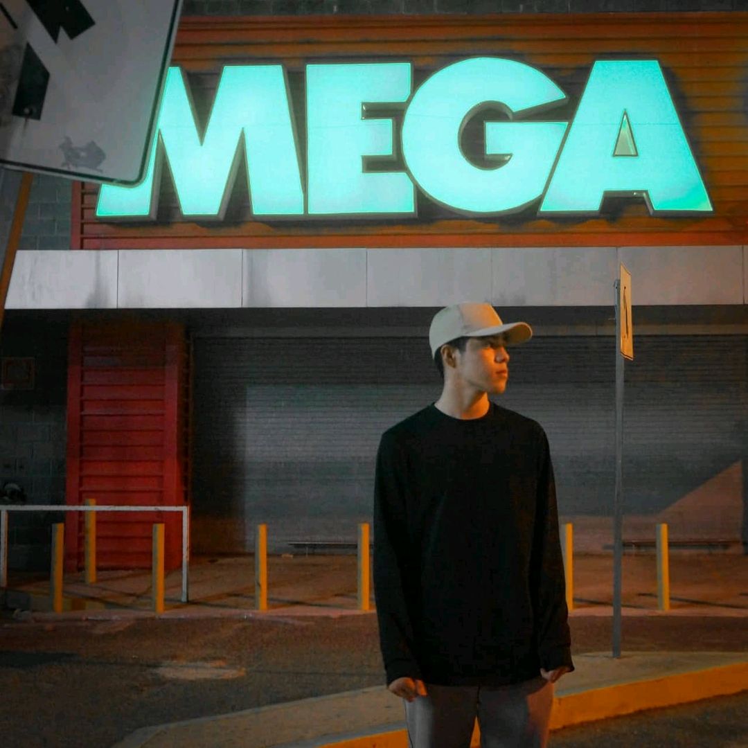 JᴹㅤＲＥＮＥ⺙