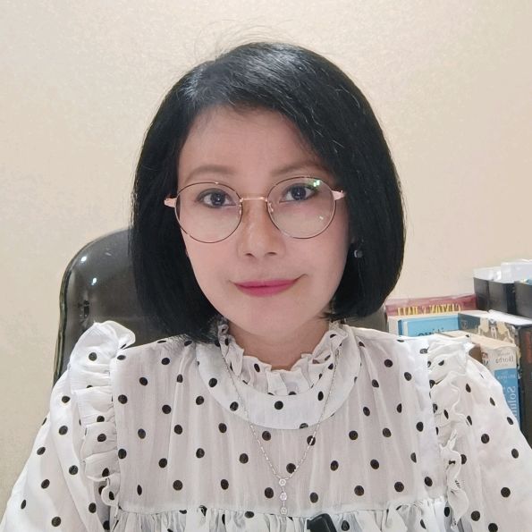Yuli Gloria | Psikolog
